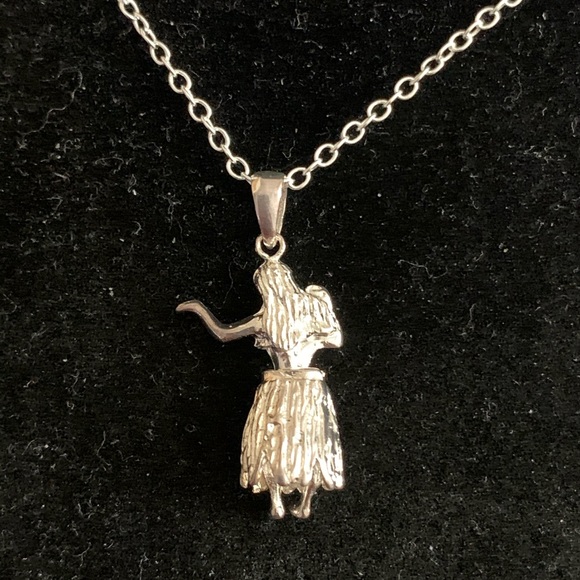 Pendant Necklace Charm - Picture 2 of 4